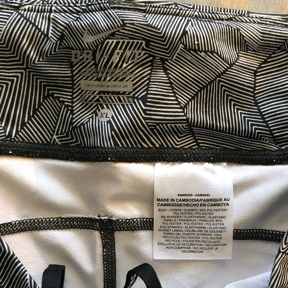 Geometric Patterned Leggings - image 2